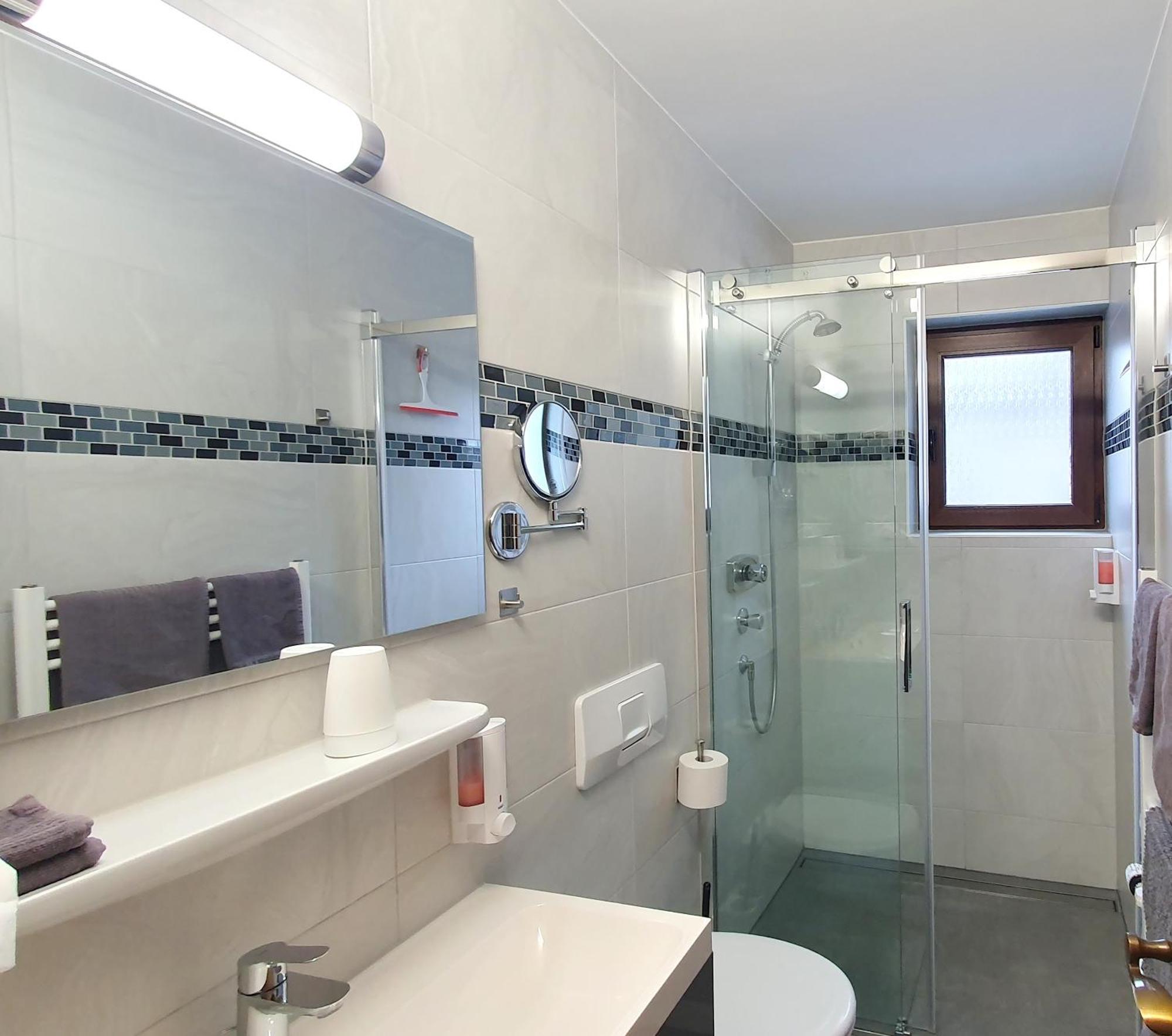 רוהפולדינג Hotel Garni Haus Alpine - Chiemgau Karte Inkl מראה חיצוני תמונה