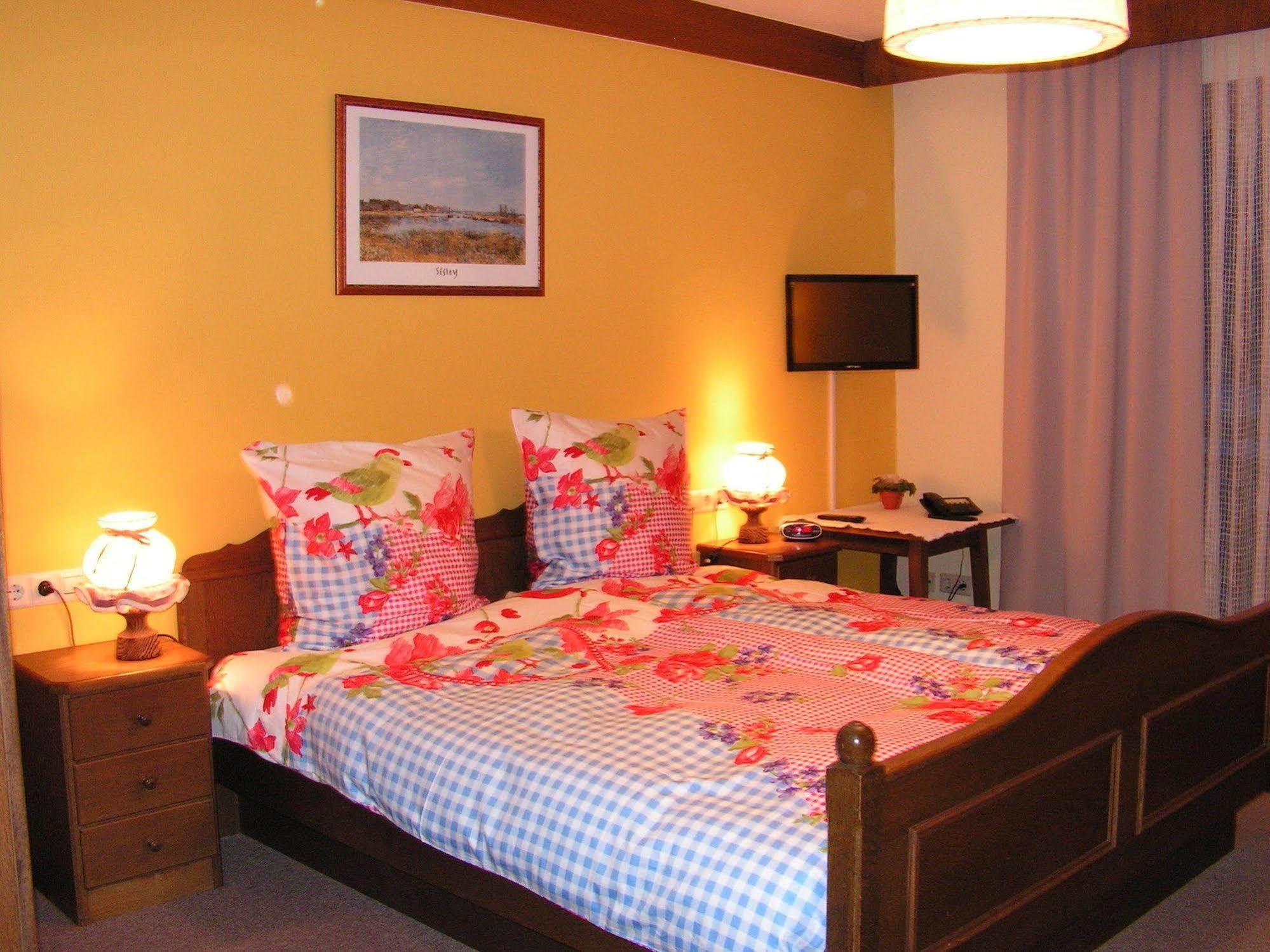 רוהפולדינג Hotel Garni Haus Alpine - Chiemgau Karte Inkl מראה חיצוני תמונה