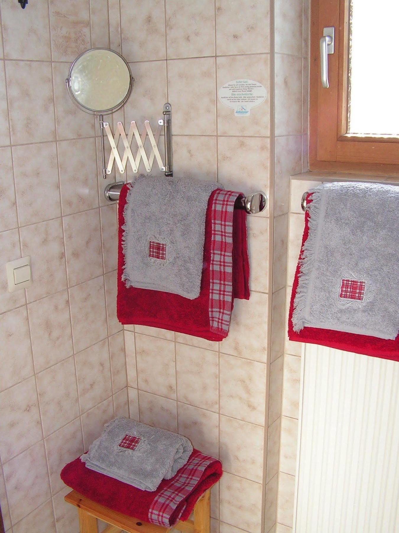 רוהפולדינג Hotel Garni Haus Alpine - Chiemgau Karte Inkl מראה חיצוני תמונה
